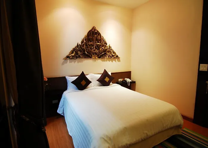 Coral Grand Place 3*