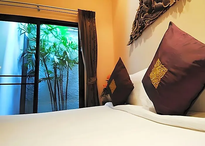 Coral Grand Place 3* Bangkok