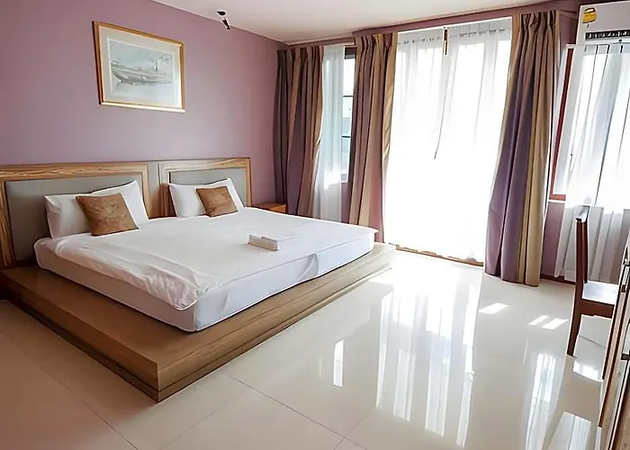 Coral Grand Place 3* Bangkok