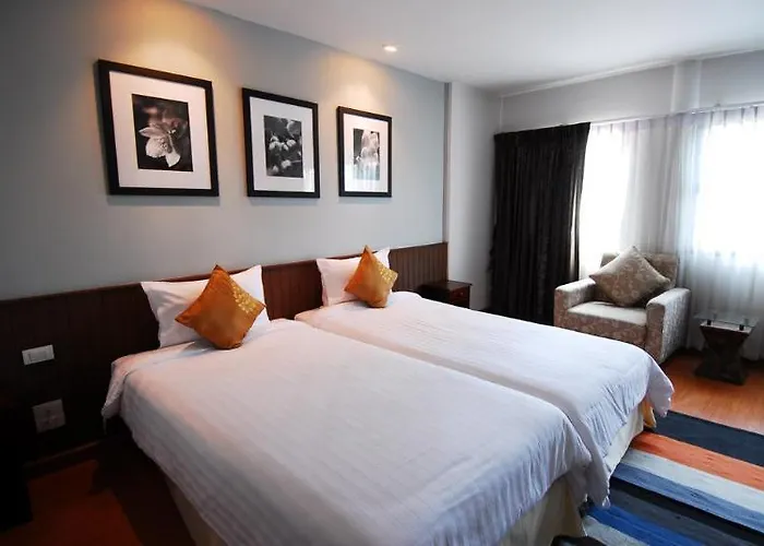 Coral Grand Place 3*